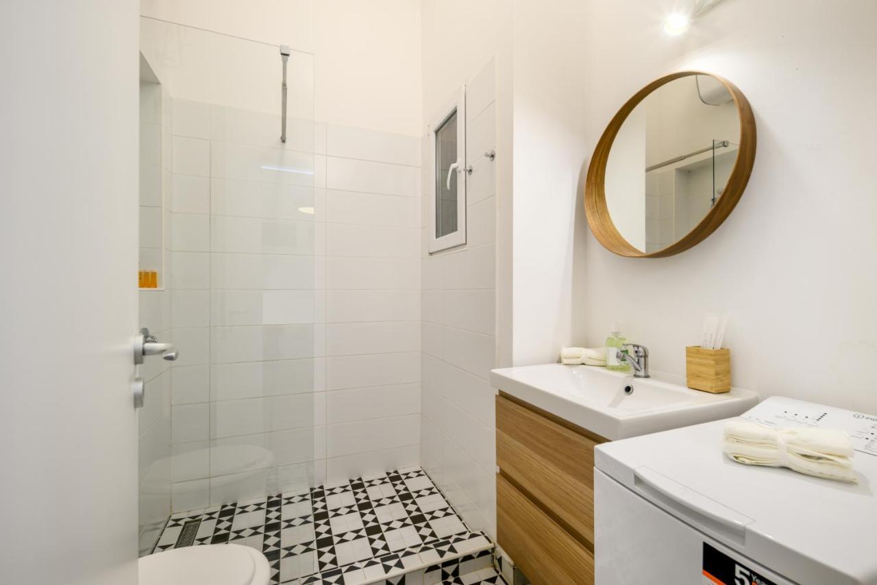 Stylish Yellow Suite In The Heart Of Budapest Bagian luar foto
